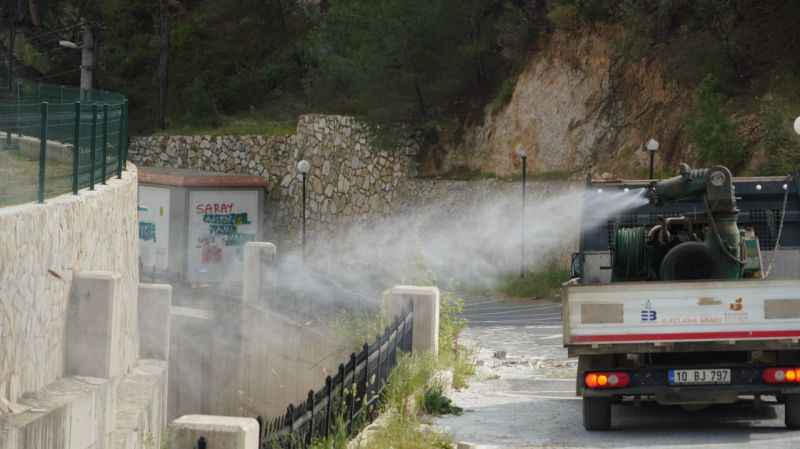 Edremit Belediyesi, uçkunla mücadelede seferberlik başlattı