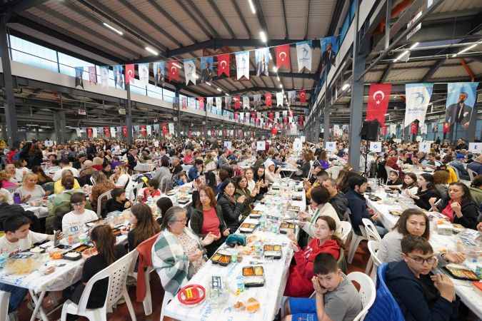 Beylikdüzü'nde binlerce kişi 