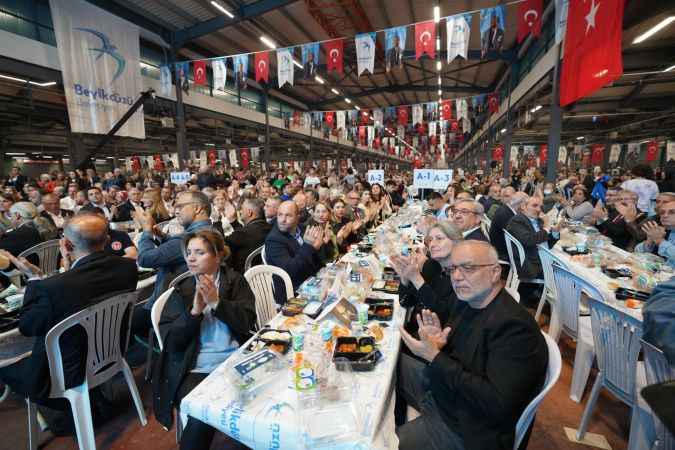 Beylikdüzü'nde binlerce kişi 