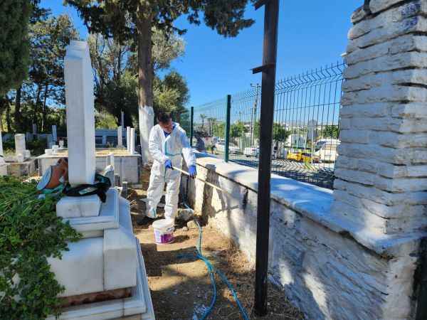 Bodrum Kabristanları Bayrama hazır hale getirildi