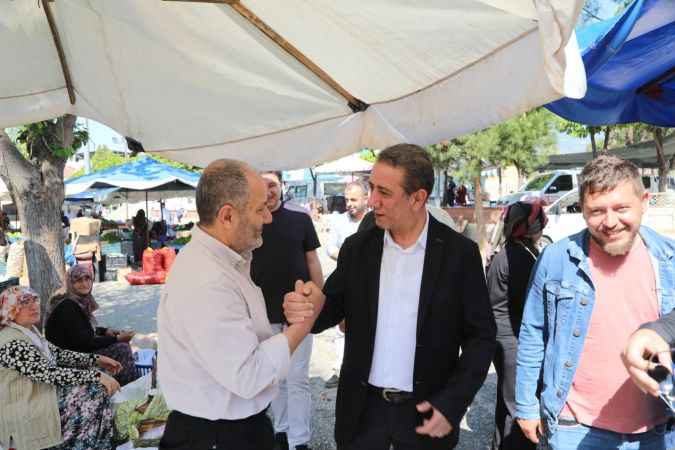 Başkan Yetişkin Ramazan Bayramı’nı vatandaşlarla iç içe geçirdi