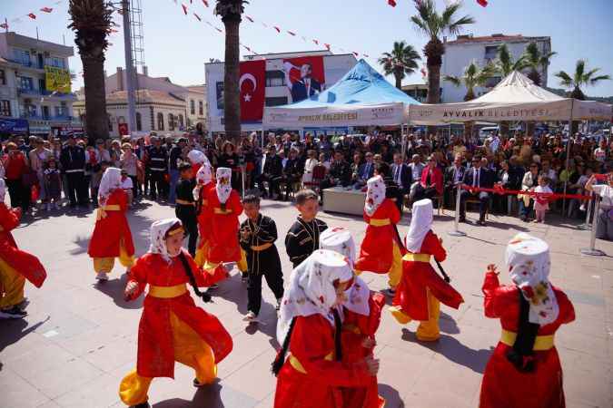 Atatürk’ün Ayvalık’a gelişinin 90'ıncı yıl dönümü kutlandı