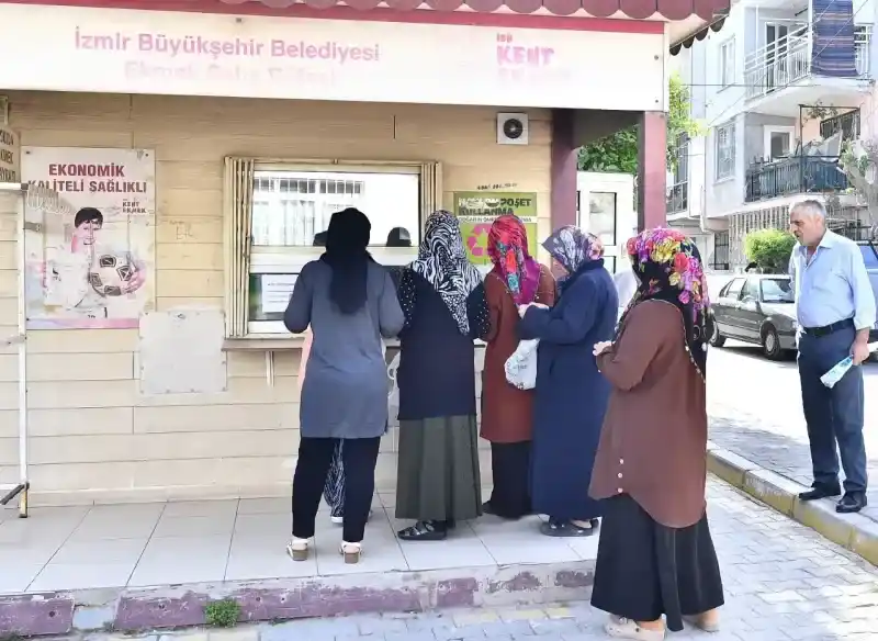 Başkan Tugay sözünü tuttu İzmirli ekmeği yeniden 5 liraya aldı