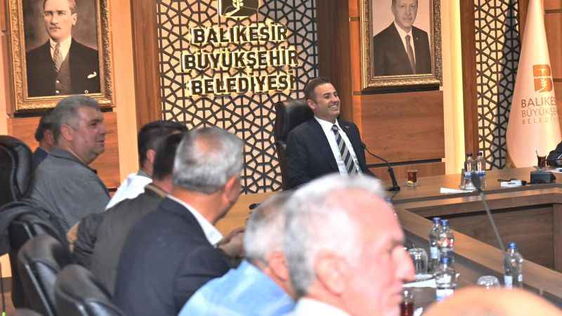 Başkan Akın, ‘Muhtarlarımız ve köylerimiz en değerlilerimiz’