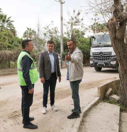 Başkan Mandalinci, Asfalt Çalışmasını İnceledi