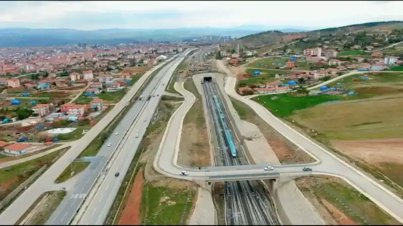 İstanbul - Sivas arası 8 saate düşüyor..