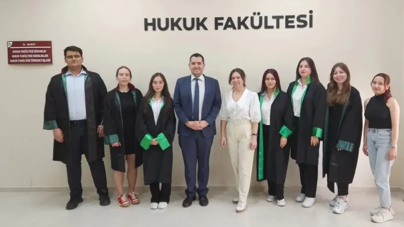 Hukuk öğrencilerinden uygulamalı ders