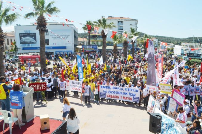 1 Mayıs Emek ve Dayanışma Günü Ayvalık'ta coşkuyla kutlandı