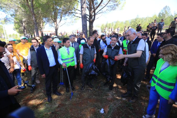 Ahmet Aras; ‘Ormanların Korunması Hepimizin Görevi’