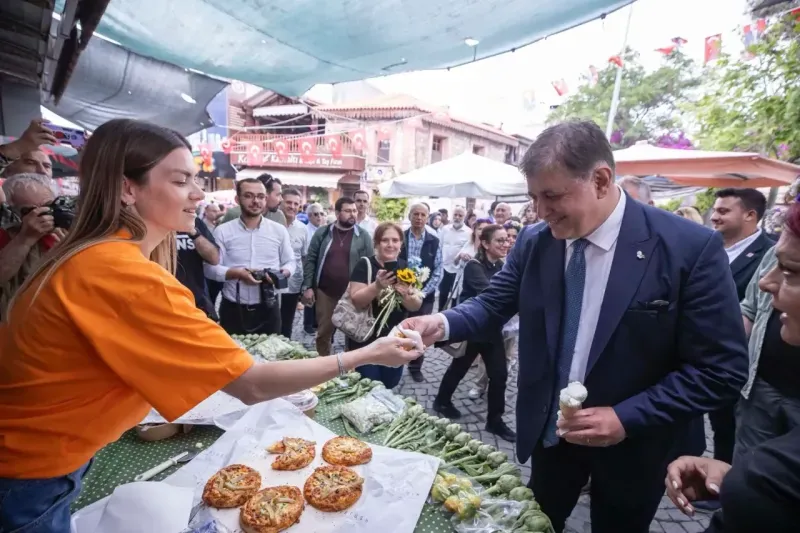 Urla'da Uluslararası Enginar Festivali başladı