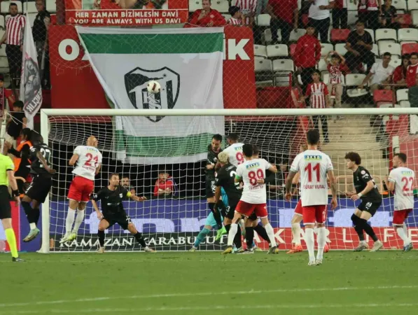 Antalyaspor: 1 Pendikspor: 2