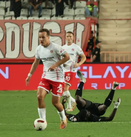 Antalyaspor: 1 Pendikspor: 2