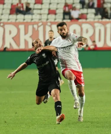 Antalyaspor: 1 Pendikspor: 2