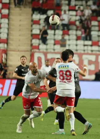 Antalyaspor: 1 Pendikspor: 2