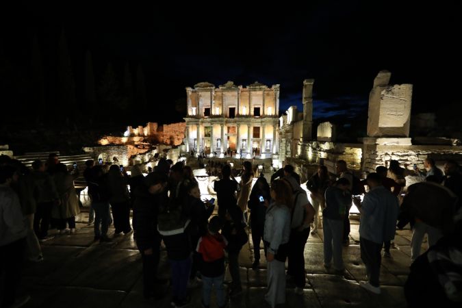 Gece Müzeciliği Efes'in çehresini değiştirdi