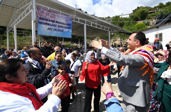 Hıdırellez Bornova Büyükpark'ta coşkuyla kutlandı