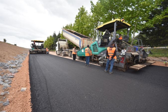 Başkan Akın, OSB 3. Etapta yol çalışmalarına hız kazandırdı