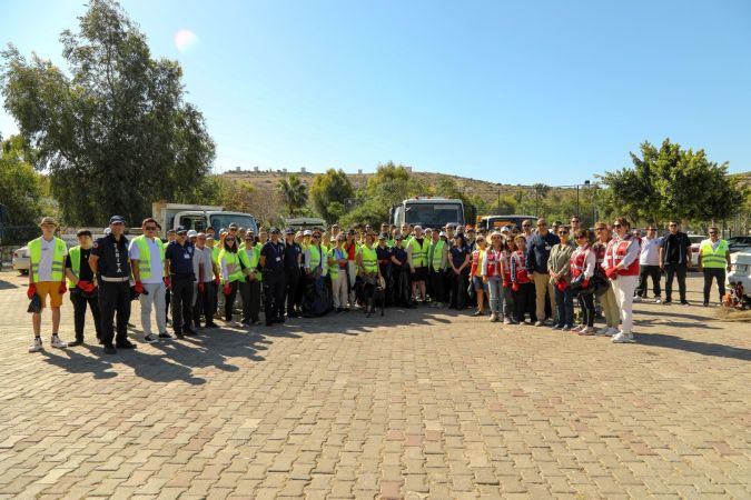 Bodrum Belediyesi'nden temizlik seferberliği.. 27 ton atık toplandı