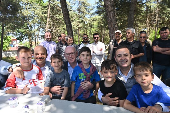 Başkan Akın, sorunları vatandaşın kendisinden dinliyor