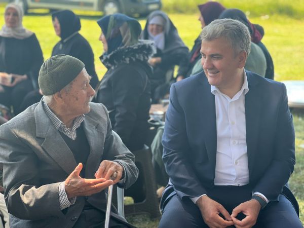 Canbey; “Güzel Şehrimiz Balıkesir Hayırda Yarışıyor”