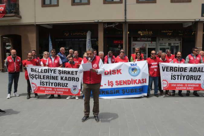 DİSK Balıkesir, işçi hakları ve adalet için toplandı