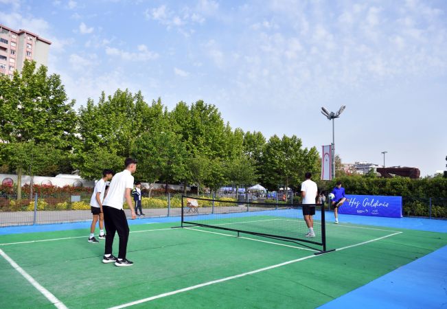 Kırlangıç Gençlik Festivali 3. gününde de renkli görüntülere sahne oldu