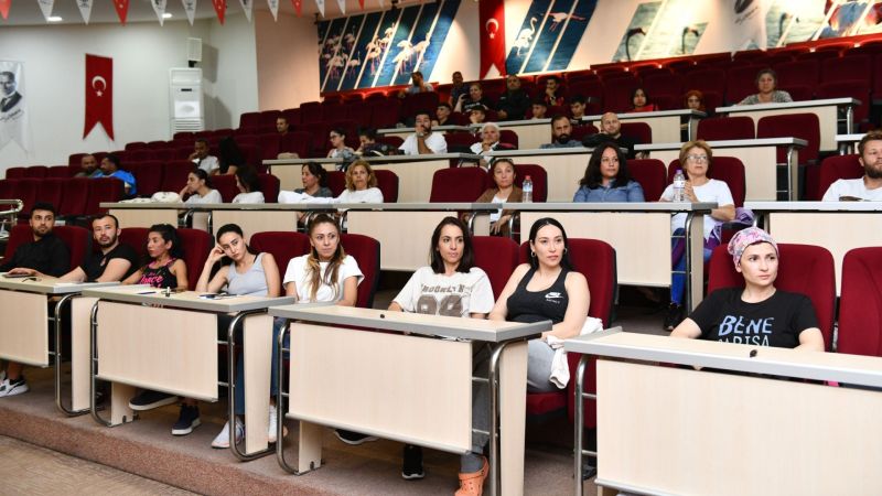 Çiğlili sporseverler Sağlıklı Beslenme Seminerinde buluştu