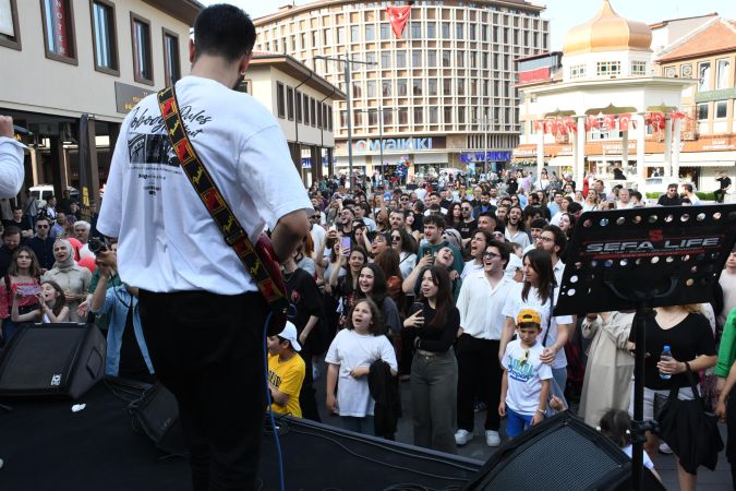 Başkan Akın dan gençler için görkemli festival