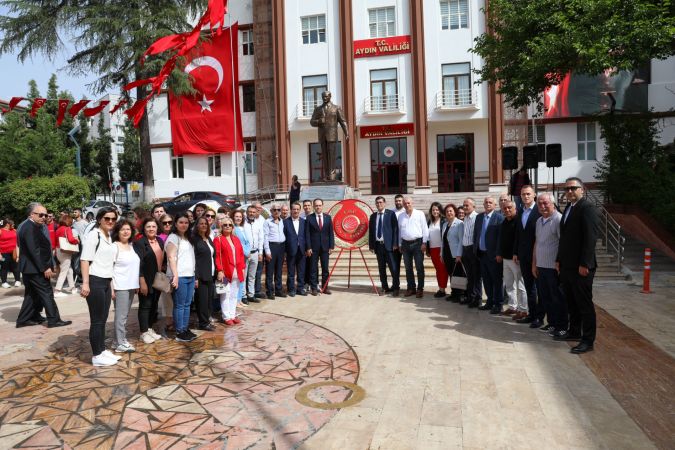 Başkan Yetişkin gençlerin bayram coşkusunu paylaştı