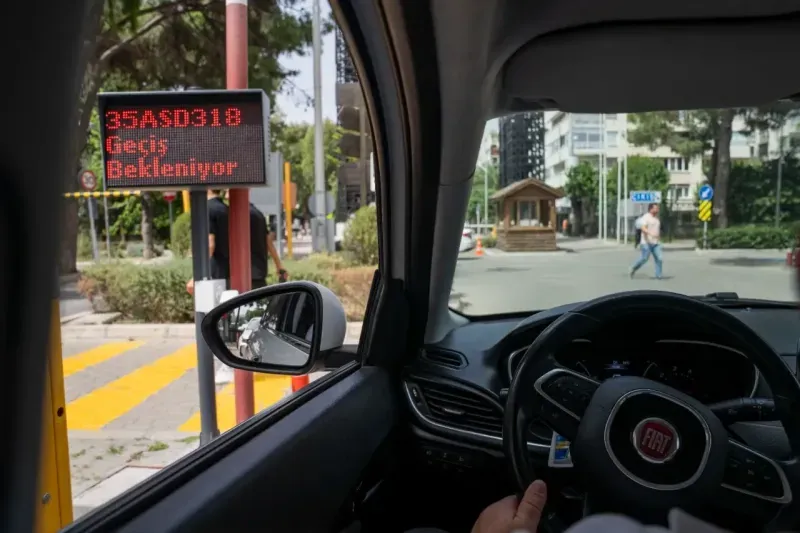 İzmir'de otoparklarda yeni dönem başladı.. Otoparklarda “Plaka Tanıma Sistemi” ugulanıyor