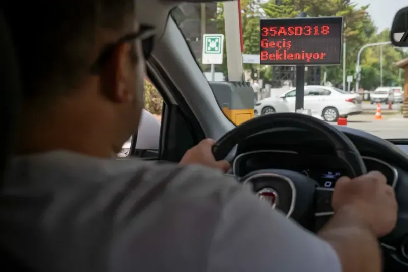 İzmir'de otoparklarda yeni dönem başladı.. Otoparklarda “Plaka Tanıma Sistemi” ugulanıyor