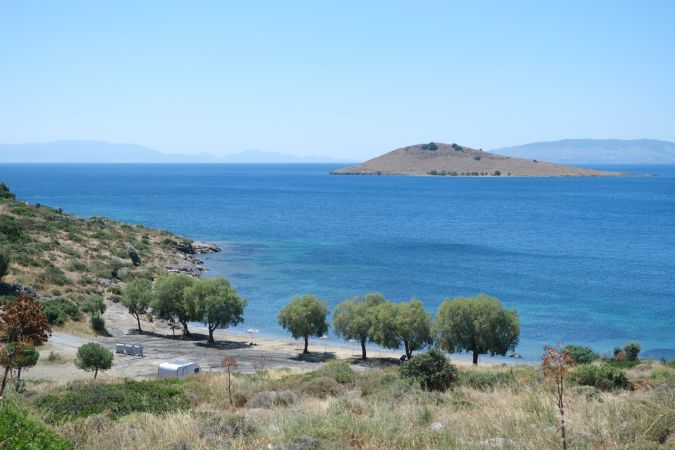 Bodrum Belediyesi'nden plajlarda temizlik ve düzenleme çalışması