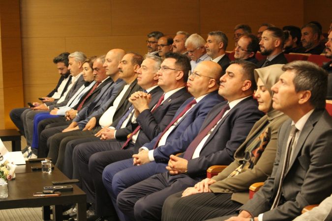 MÜSİAD İzmir’de “Üniversite Sanayi İşbirliği” Konuşuldu