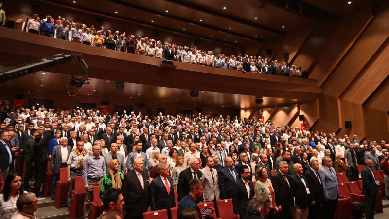 Başkan Akın, şehrin geleceğini Balıkesirlilerle belirliyor