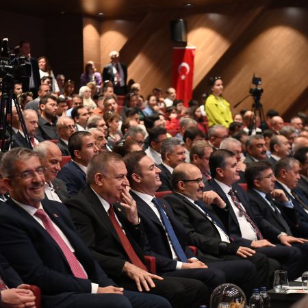 Başkan Akın, şehrin geleceğini Balıkesirlilerle belirliyor