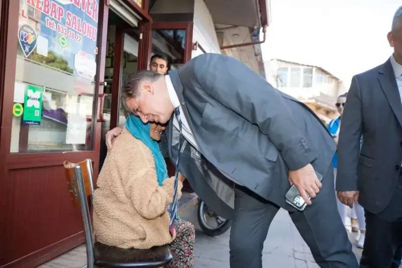 Başkan Tugay’dan Bergama’da altın madenine karşı birlik mesajı