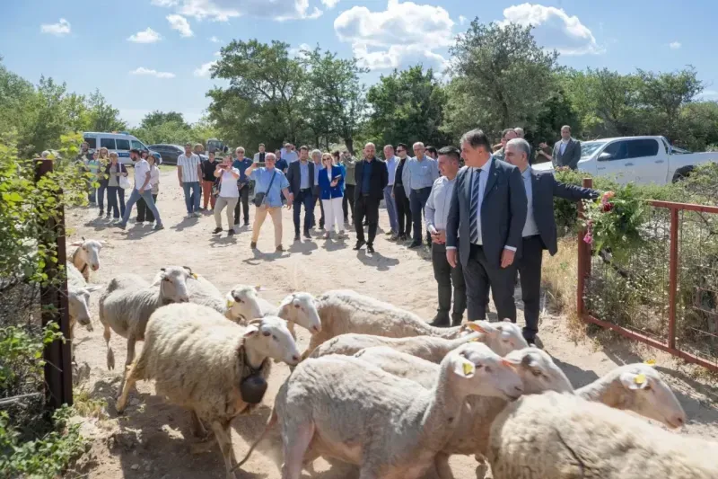 Başkan Tugay’dan Bergama’da altın madenine karşı birlik mesajı