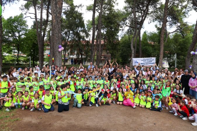 Dokuz Eylül Üniversitesi'nden çocuk oyunları şenliği