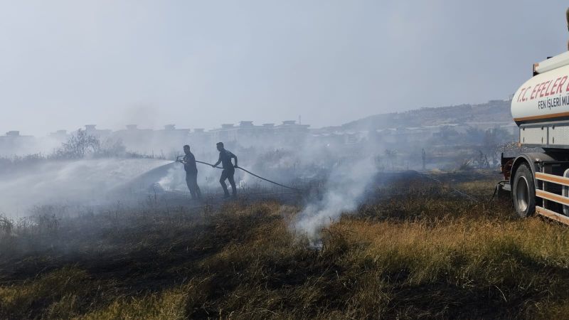 Efeler Belediyesi’nden yangına hızlı müdahale