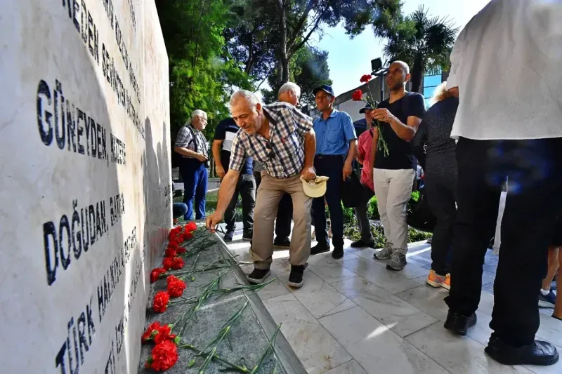 Nâzım Hikmet İzmir’de anıldı