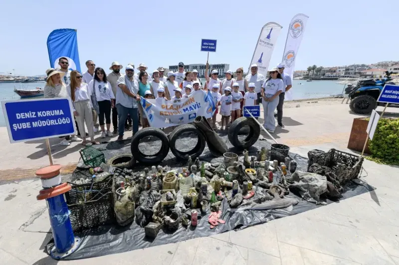 İzmir Büyükşehir, 'Mavi Bayraklı Plajlarına' gözü gibi bakıyor