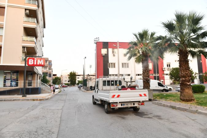 Çiğli’de haşere alarmı, ilaçlama iki katına çıkarıldı