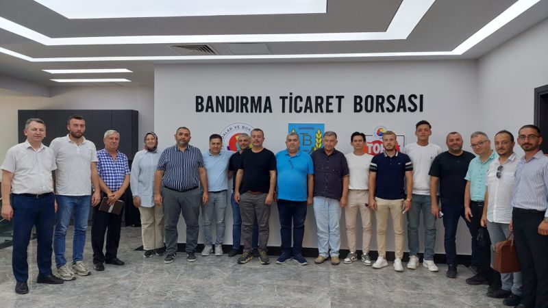 Bandırma Ticaret Borsası'nda Meslek İhtisas Komisyonları Bilgilendirme Toplantısı Gerçekleştirildi