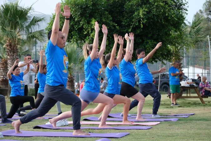 Bodrum Bitez Üç Fidan Parkında Uluslararası Yoga Günü etkinliği