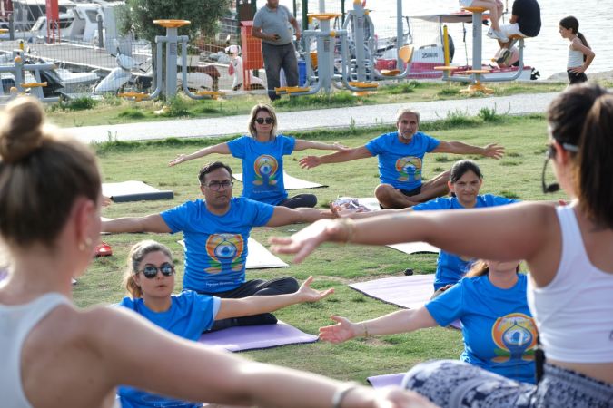 Bodrum Bitez Üç Fidan Parkında Uluslararası Yoga Günü etkinliği