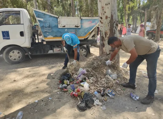 Kuşadası’nda Kurban Bayramı tatilinin ilk 5 gününde 1645 ton çöp toplandı