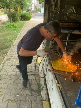 Altıeylül'de sosyal alanlar düzenleniyor