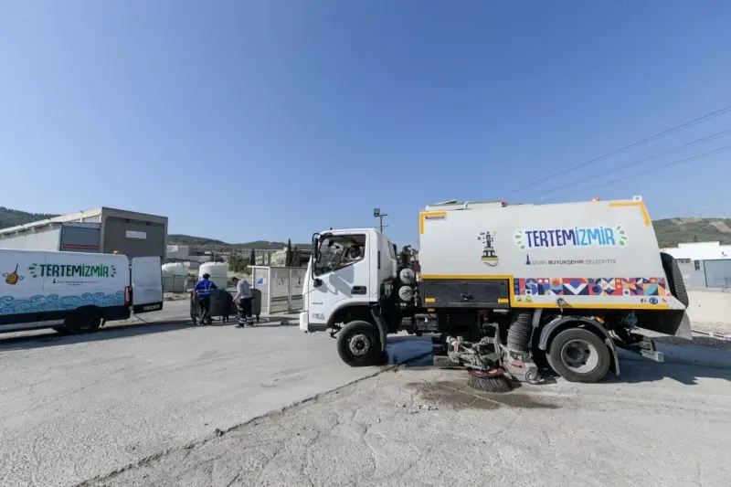 İzmir’de halk sağlığı için yoğun mesai