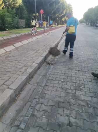 Efeler’in parkları yenileniyor