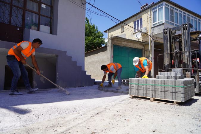 Mahalle sakinleri istedi, Başkan Şehirli yaptı